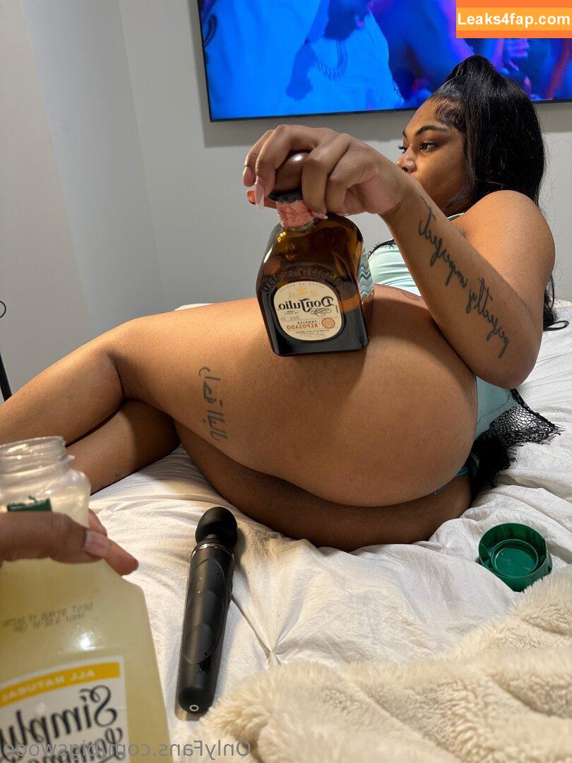 bigswooo / bigswoooo leaked photo photo #0044