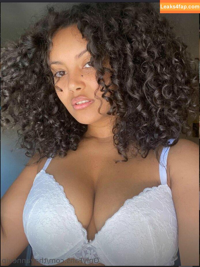 Blackkswan / thayanne silva leaked photo photo #0022