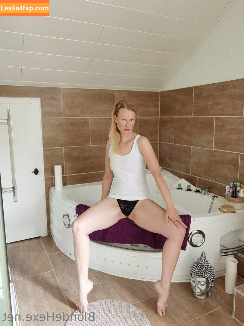 blondehexe90 /  leaked photo photo #0009