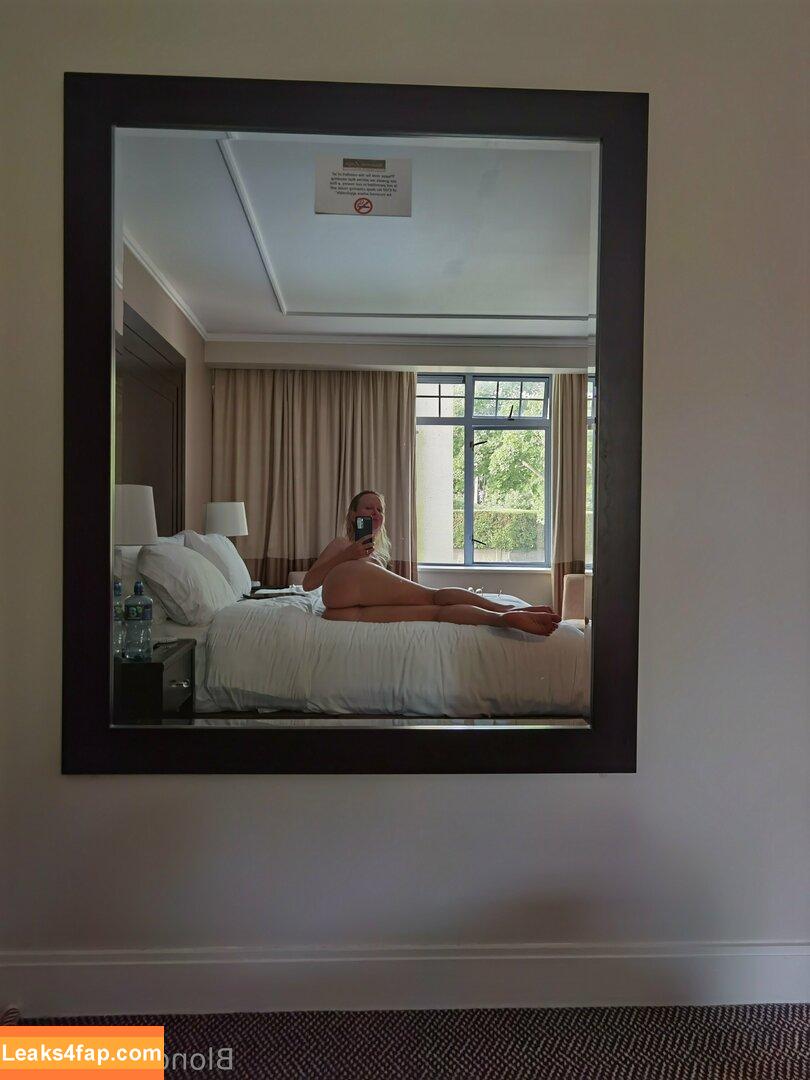 blondehexe90 /  leaked photo photo #0015