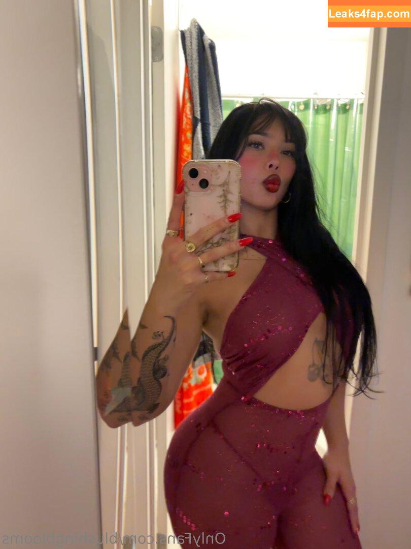 blushingblooms / blushingbloomsmn leaked photo photo #0018