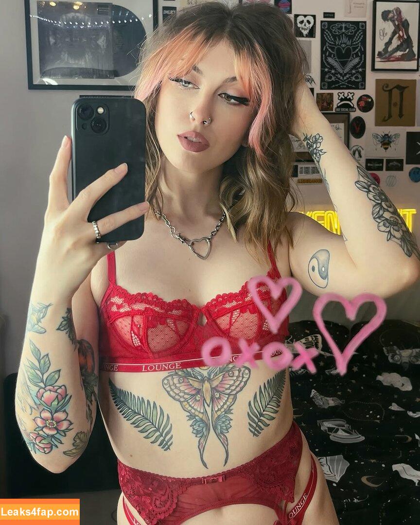 Bmthellie / bmth_ellie / ellie_bmth leaked photo photo #0034