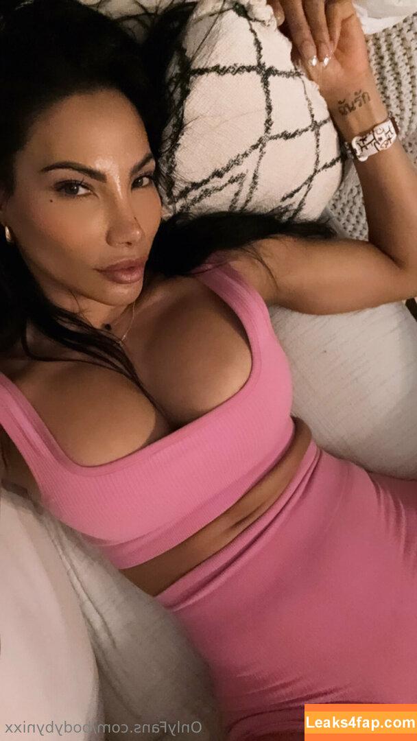bodybynixx /  leaked photo photo #0149