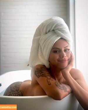 Breezy Foxx photo #0064