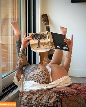 Breezy Foxx photo #0066