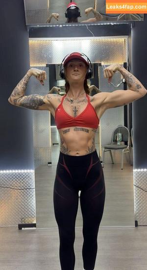 Brittani Welker photo #0027