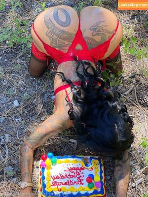 brittanya2horny photo #0137