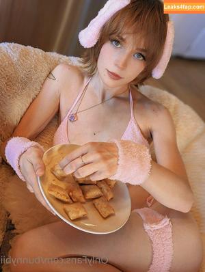 BunnyBii photo #0011