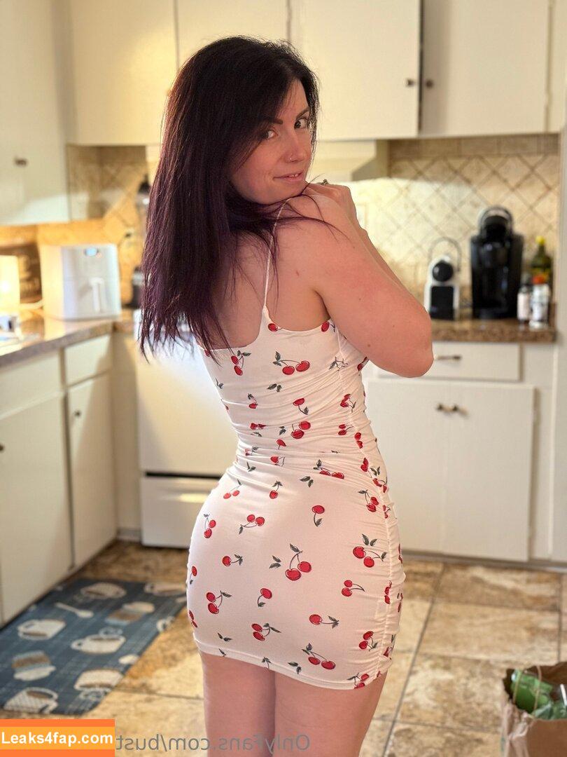 bustyciara_free /  leaked photo photo #0002