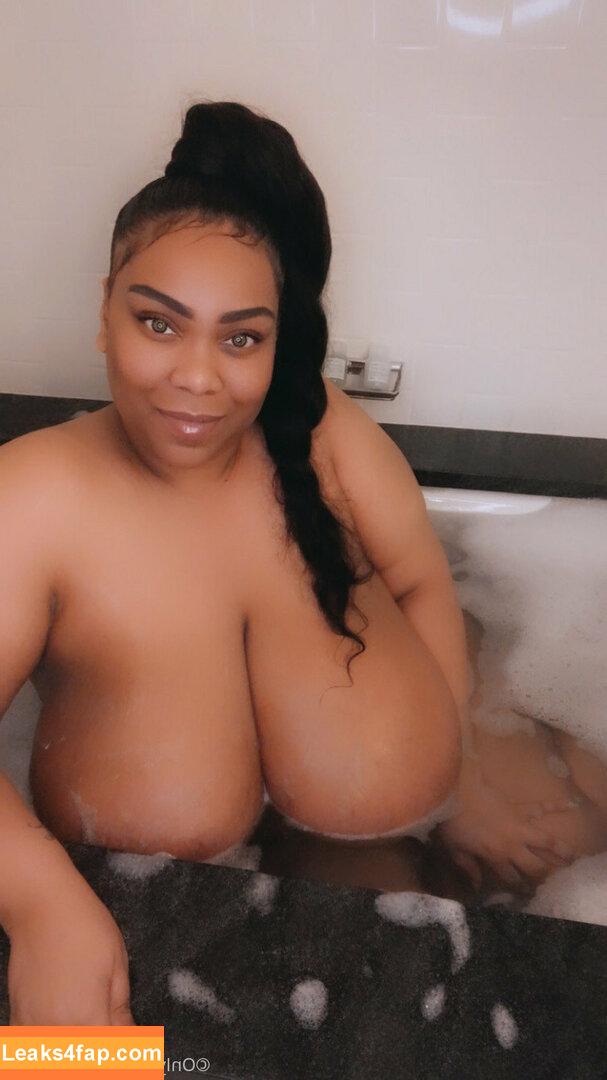 Bustydejavu / topheavybae leaked photo photo #0006