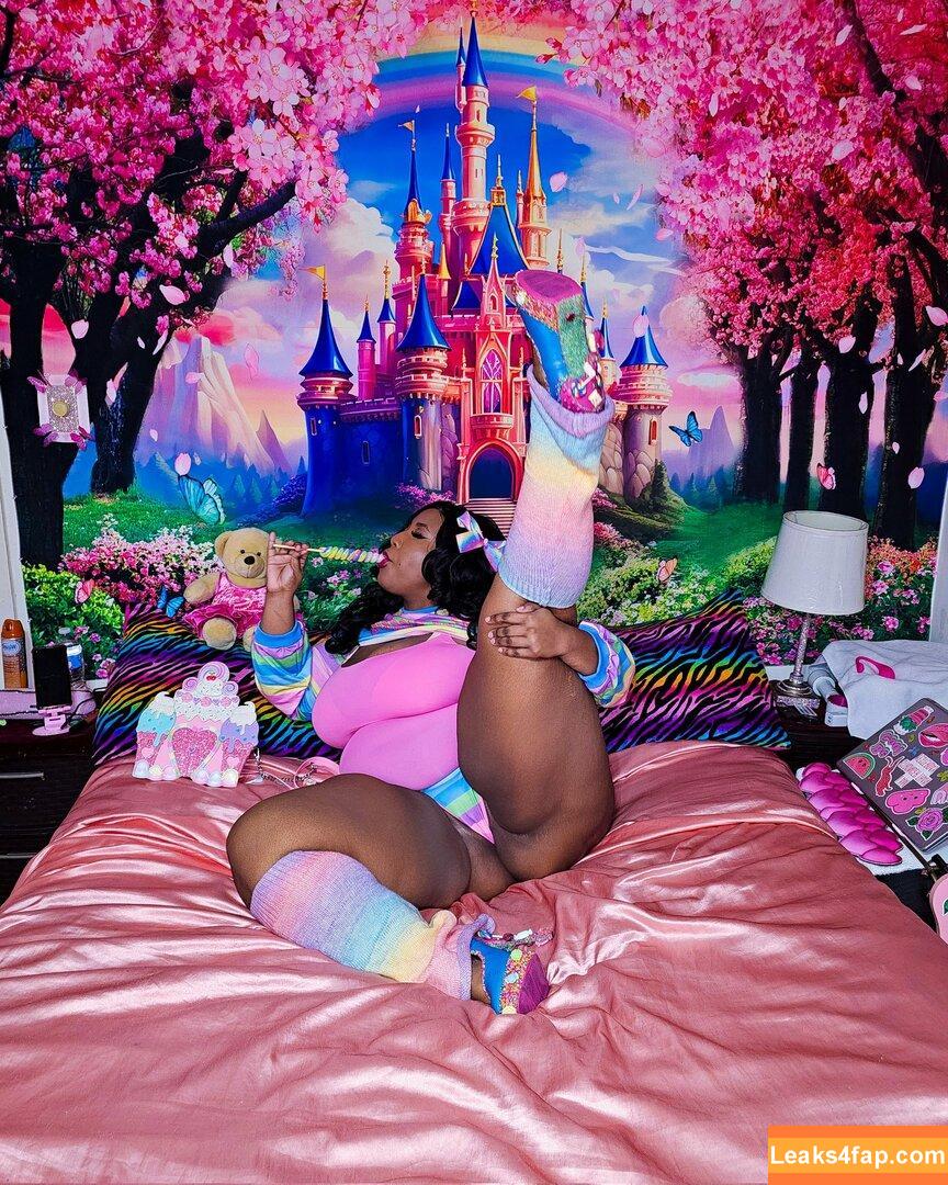 Buxombabygirl / Blindianbabygirl / bussitbabygirl / buxom.babygirl слитое фото фото #0020