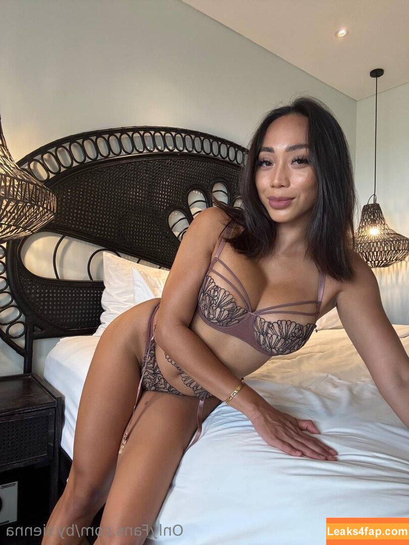 by.sienna / bysienna / byysienna leaked photo photo #0013