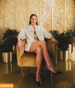 Caitlin Clark photo #0024