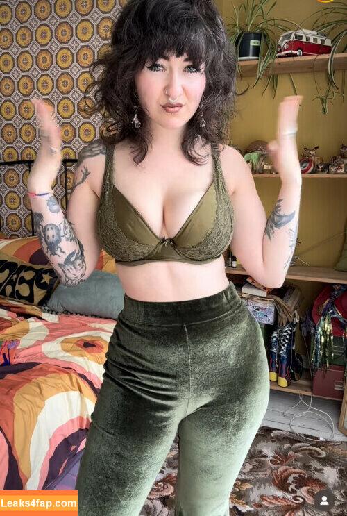 Caitlin Hare / caitlin.hare leaked photo photo #0008