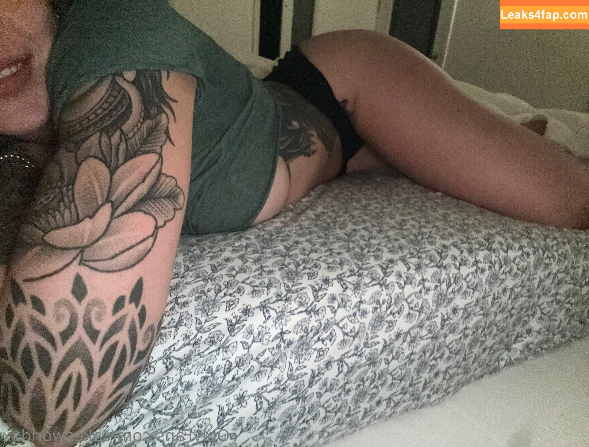 cakesworldxx / misscakesworld leaked photo photo #0007