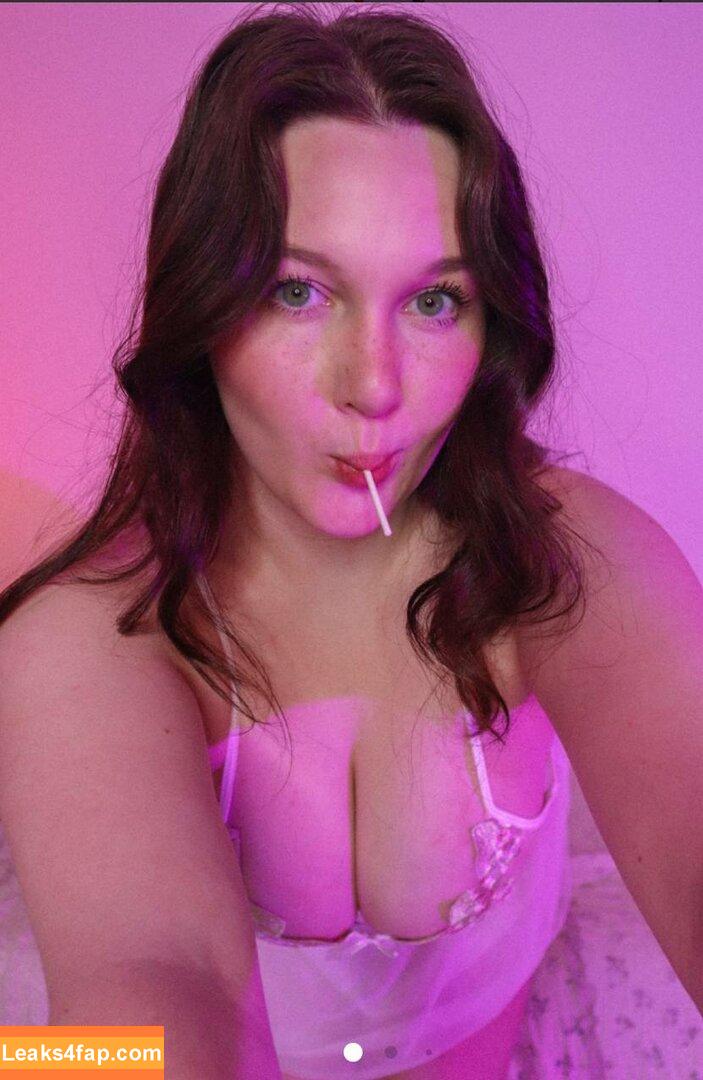 CameronSilas / royalboobs leaked photo photo #0118