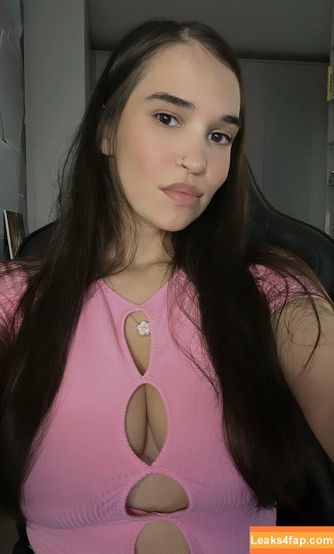 Camilla / SpicyCammy / camila_cabello / cbhansen / flinnywinny leaked photo photo #0001