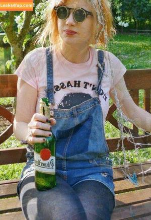 Camille Sasse photo #0012