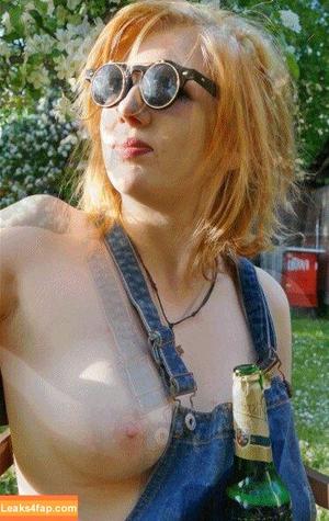 Camille Sasse photo #0025