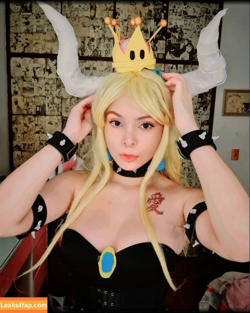 carrietlol /  leaked photo photo #0030