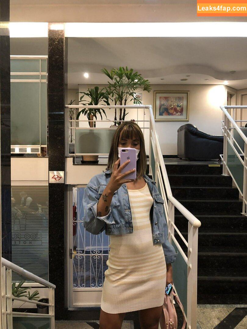Cassia Fernandez /  leaked photo photo #0026