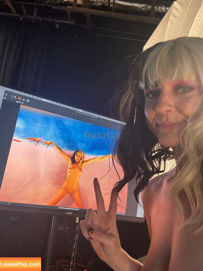 ccflight / cc.flight leaked photo photo #0077
