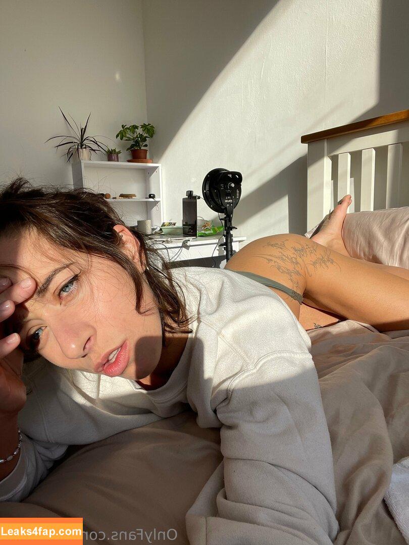 cdulievre /  leaked photo photo #0033