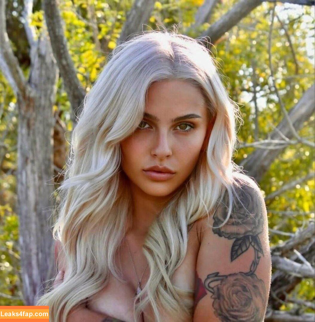 Cece Leigh /  leaked photo photo #0002