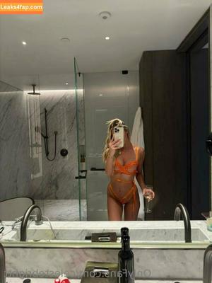 Celeste Bright photo #0012