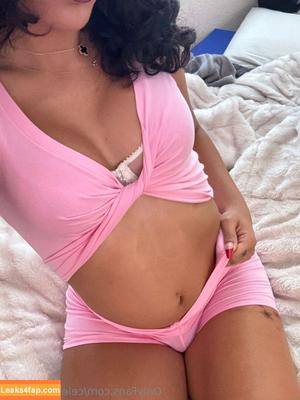 celestecherries photo #0021