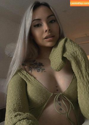 celestialwhore photo #0054