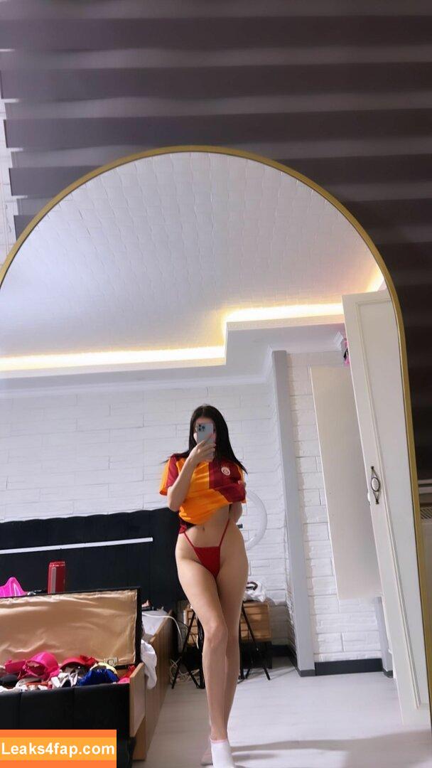 cerrhawkkk / _chausterrrr / cerhawka leaked photo photo #0014