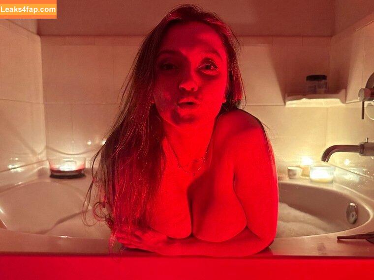 Charis Sellick / charissellick / chris_with_an_a leaked photo photo #0026