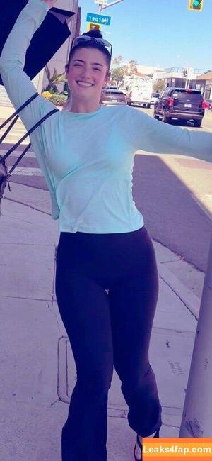Charli D'Amelio photo #0006