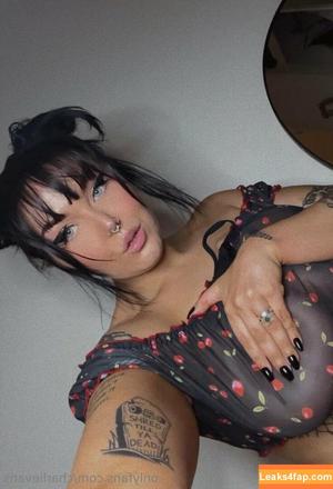 Charli Evans photo #0135