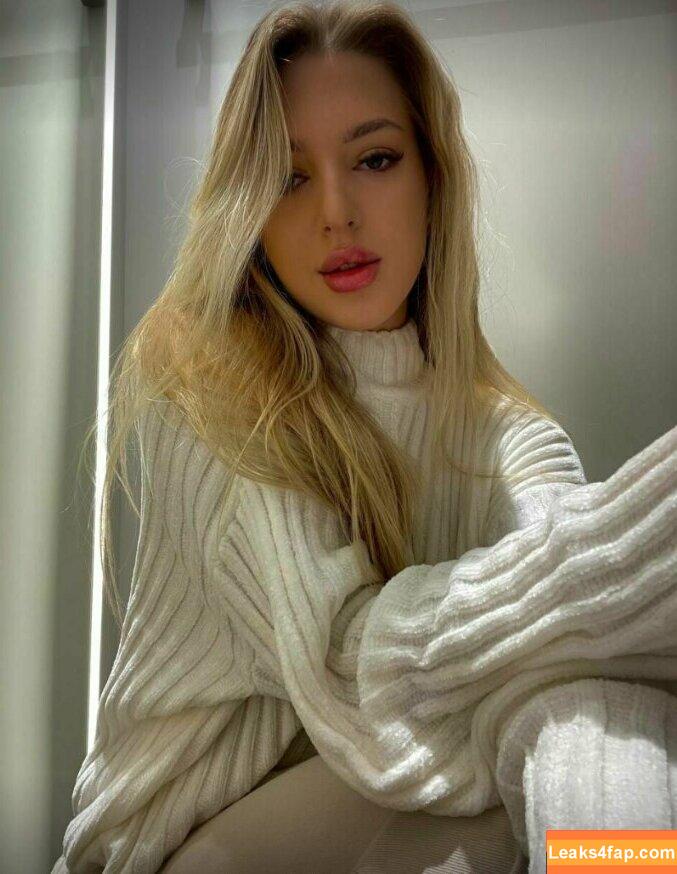 charlize_ice / charrlliizee leaked photo photo #0003