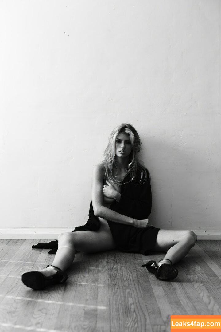 Charlotte McKinney / Char_mck / charlottemckinney leaked photo photo #0026