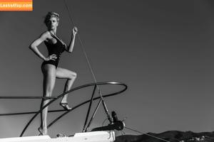 Charlotte McKinney photo #0032