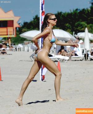 Charlotte McKinney photo #0290