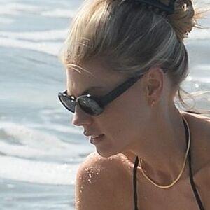 Charlotte McKinney photo #0628