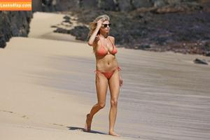 Charlotte McKinney photo #0690