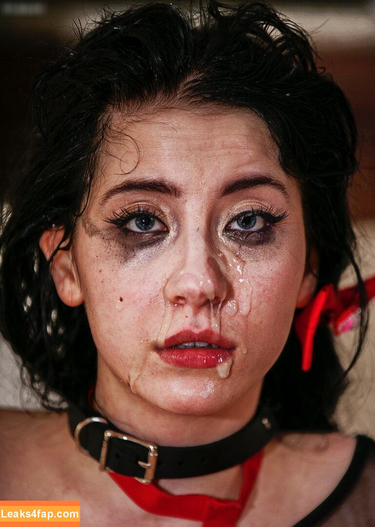 Charlotte Sartre / gothcharlotte leaked photo photo #0374