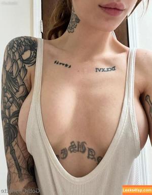 Charlotte Sartre photo #0350