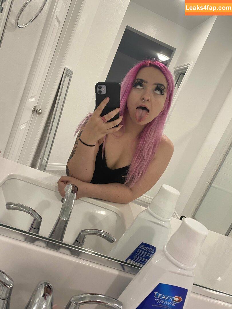 Cheekywahmen / EmHail / emhail_ leaked photo photo #0013