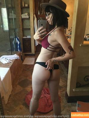 Chenteale Britt photo #0022