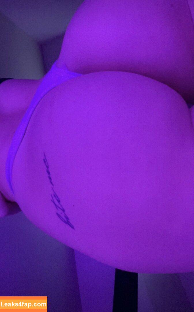 Cher.marievip / hot_cherry.of / itscherxo leaked photo photo #0011