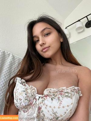 chiaraclassy photo #0102