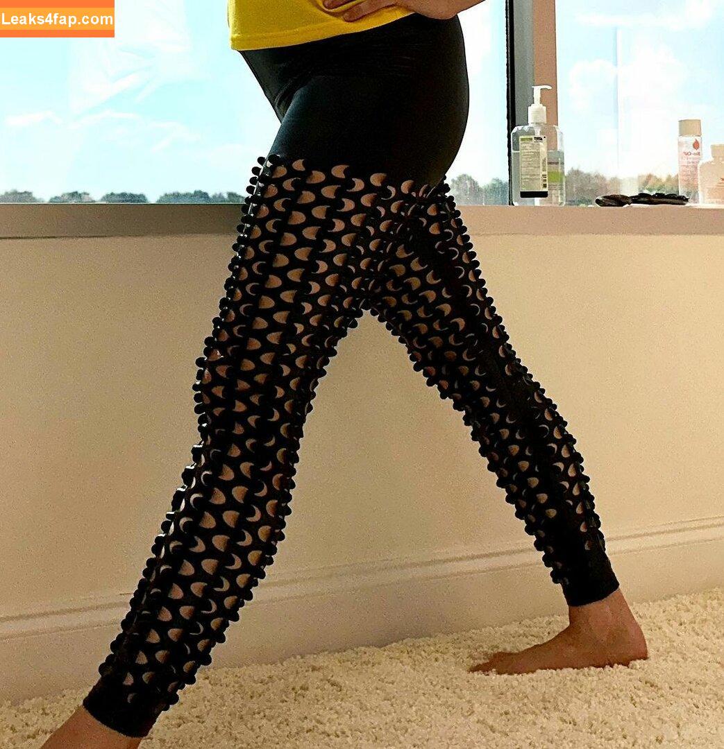 Chiropractor / Brenda Mondragon leaked photo photo #0013