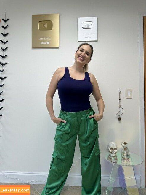 Chiropractor / Brenda Mondragon leaked photo photo #0051
