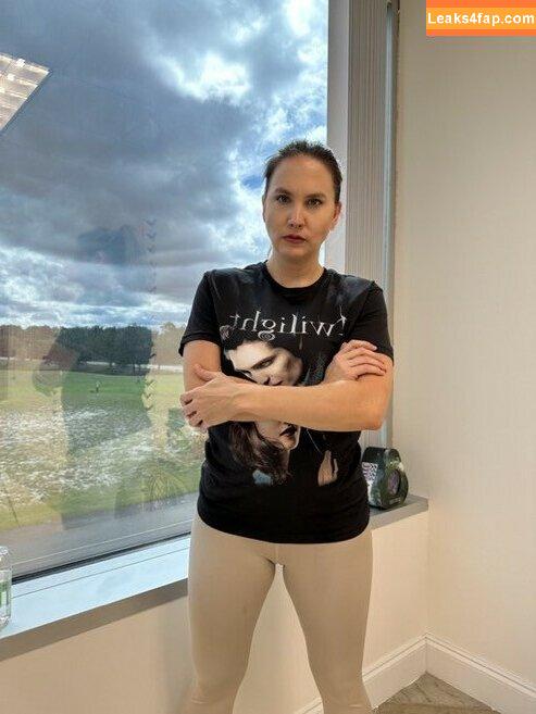 Chiropractor / Brenda Mondragon leaked photo photo #0053